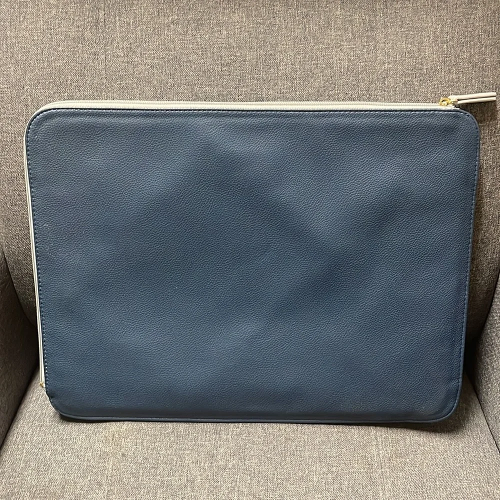 Molly Hatch Padded Laptop Bag with Storage Pouch